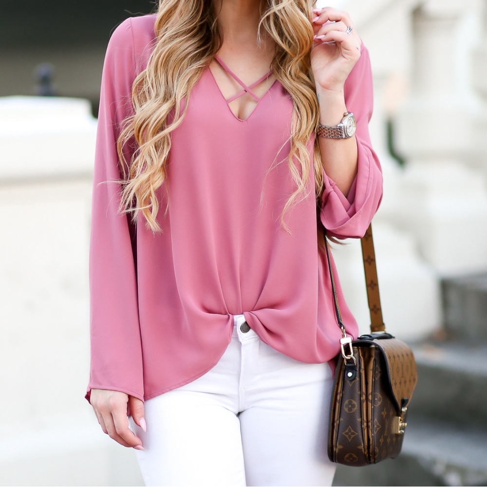 LUSH BLUSH FLUTTER SLEEVES BLOUSE
